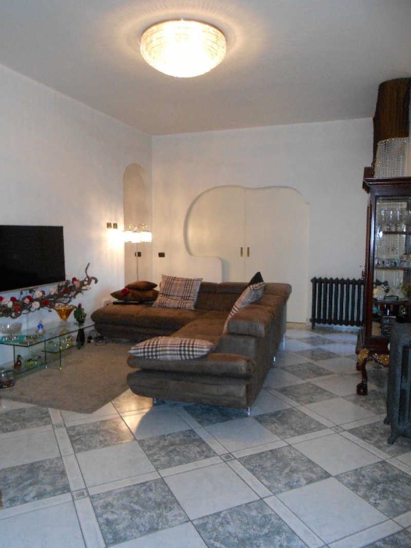 Salsomaggiore Terme appartamento vicino al centro a Parma in Vendita