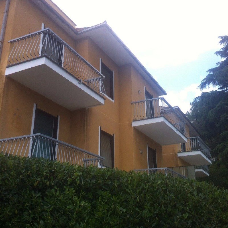 Santa Margherita Ligure appartamenti in villetta a Genova in Affitto