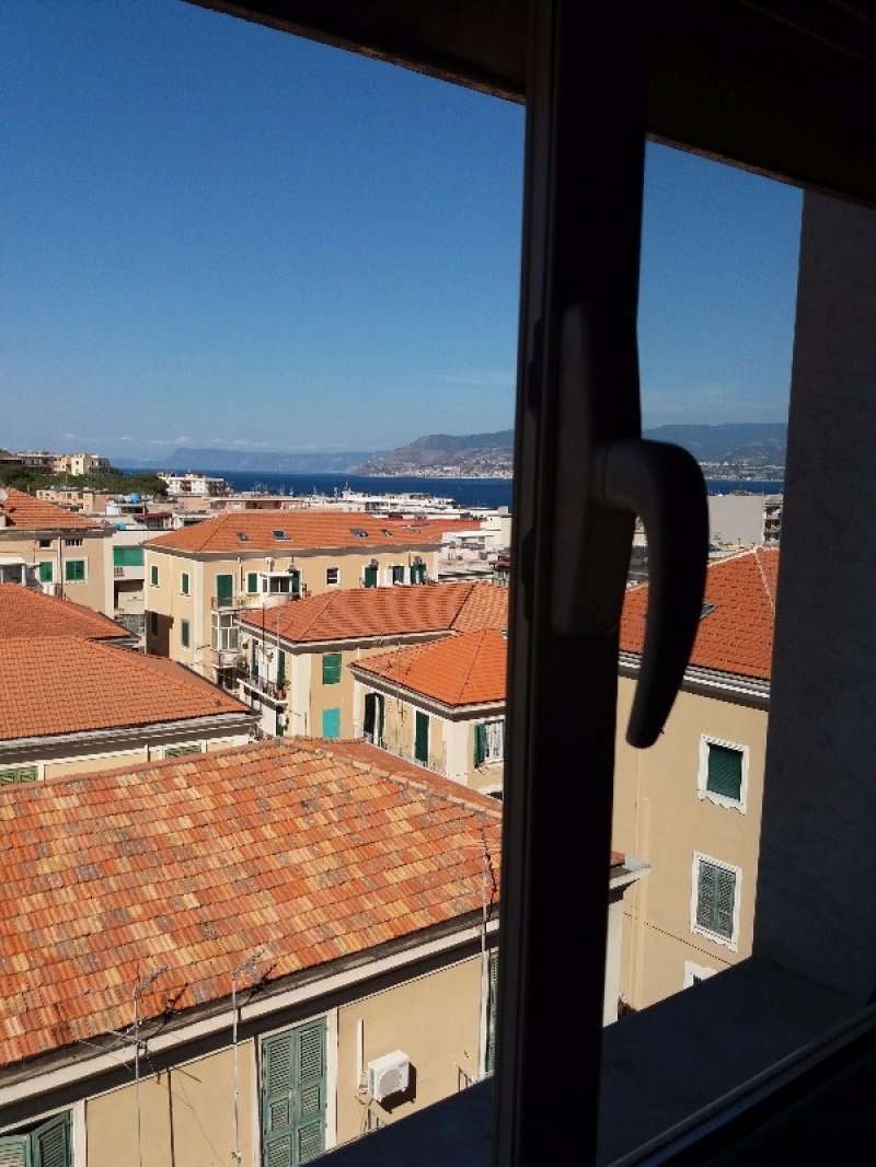 A Messina appartamento panoramico a Messina in Vendita