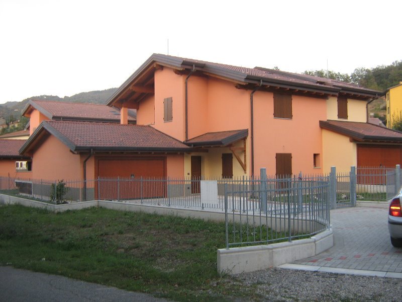 Castiglione dei Pepoli villa bifamiliare a Bologna in Vendita