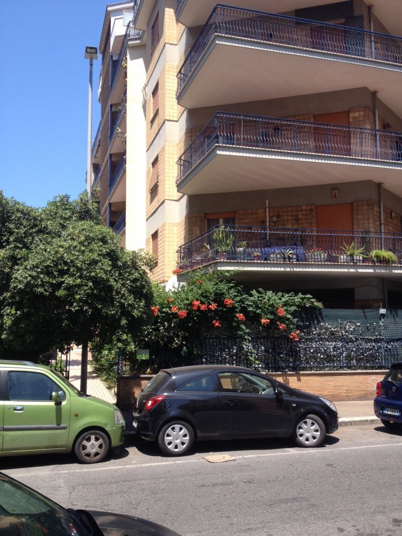 Ostia appartamento ristrutturato a Roma in Vendita