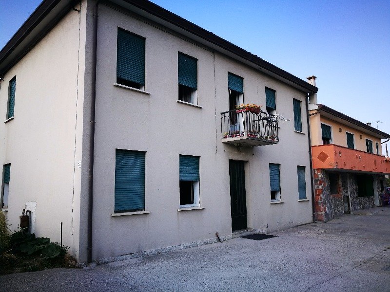 Albignasego case accostate zona centrale a Padova in Vendita