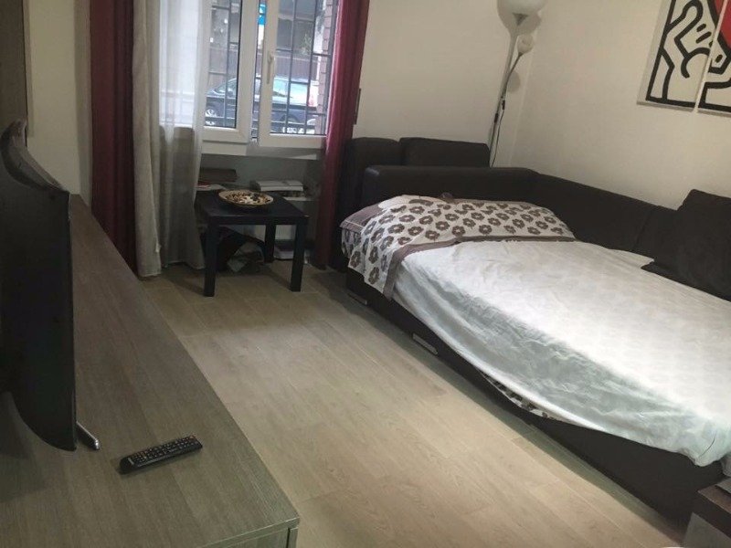 Milano ampia stanza con letto matrimoniale a Milano in Affitto