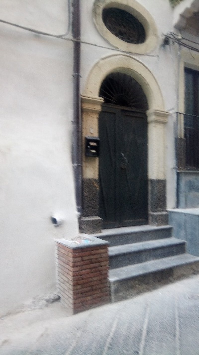 Catania appartamento con mansarda a Catania in Vendita