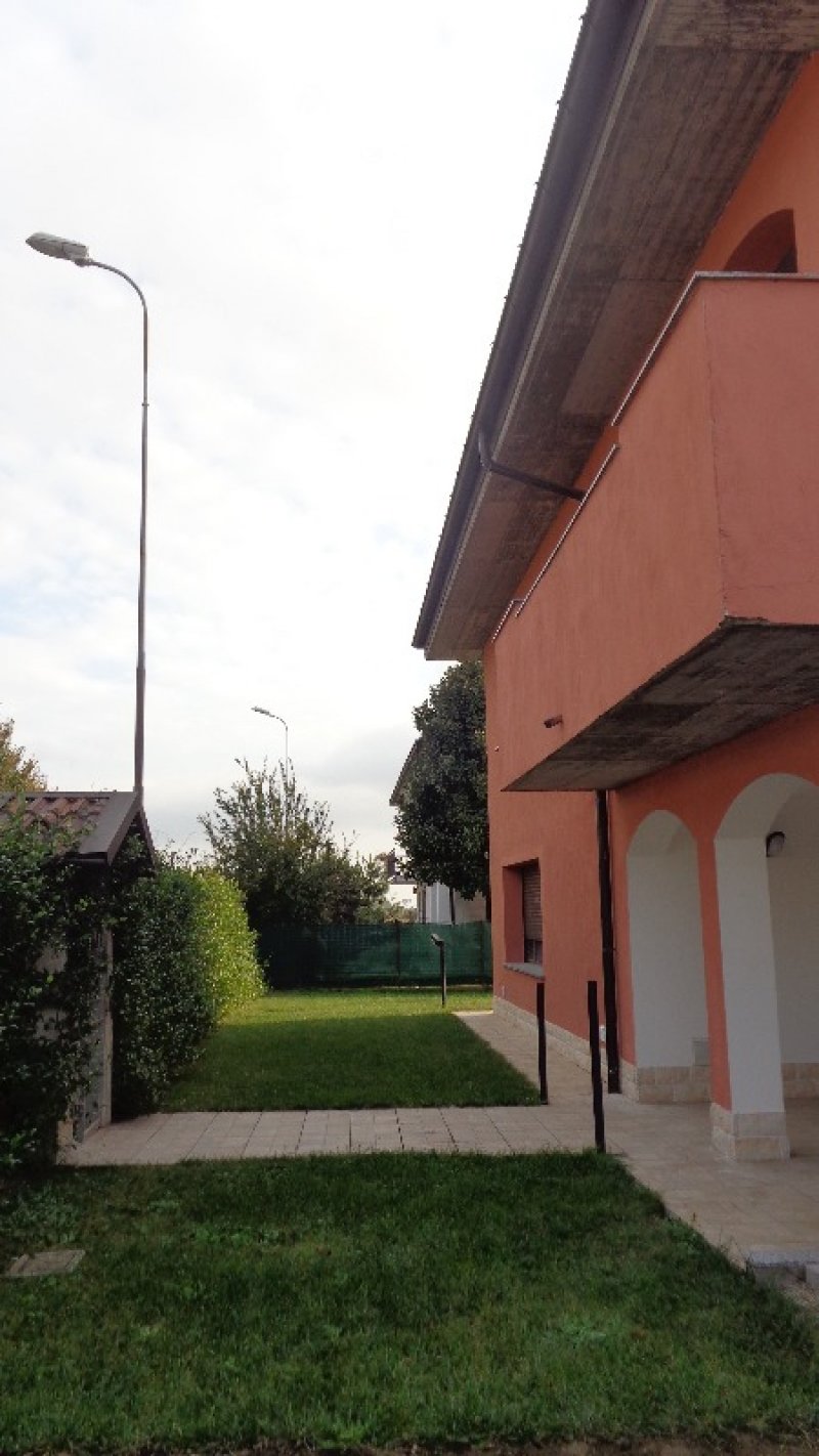 Torrevecchia Pia villa singola a Pavia in Vendita