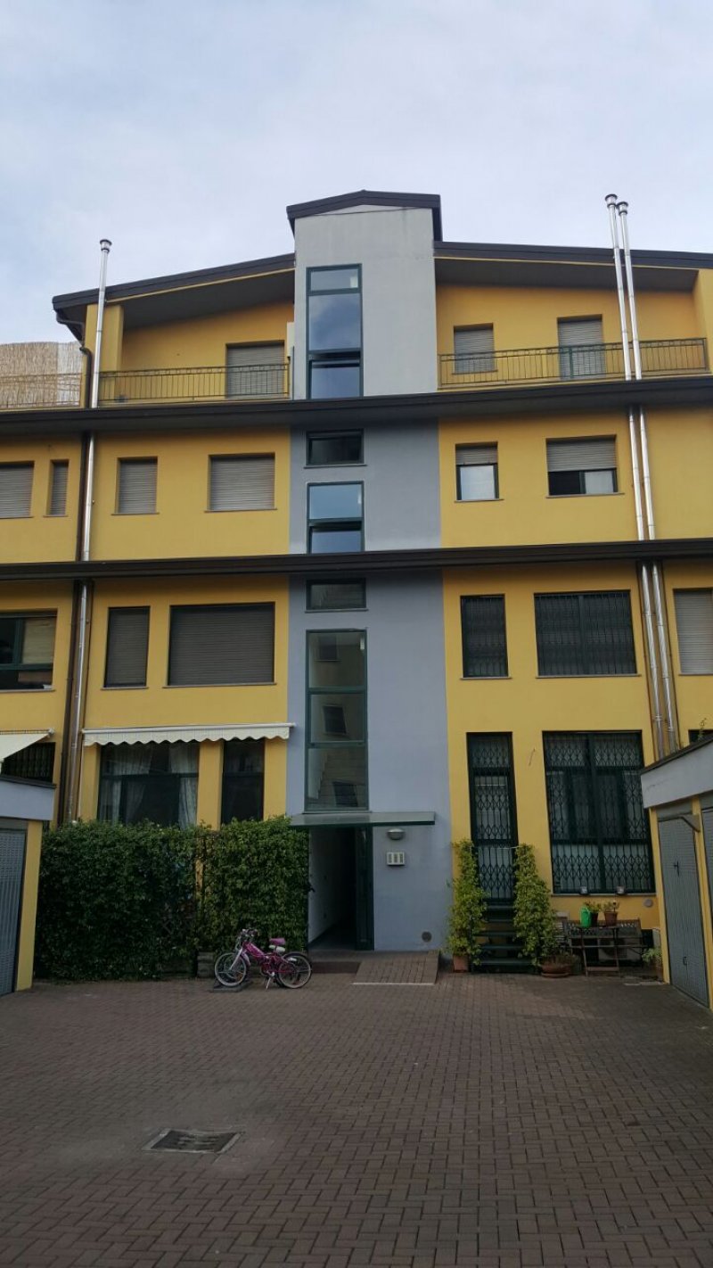 Milano appartamento loft a Milano in Affitto
