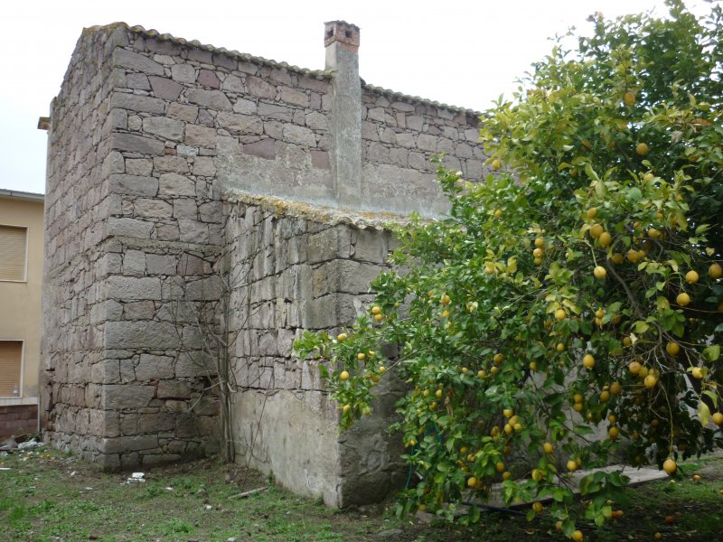 Casa padronale nel centro storico di Fordongianus a Oristano in Vendita