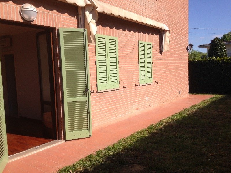Capannori appartamento con giardino a Lucca in Vendita