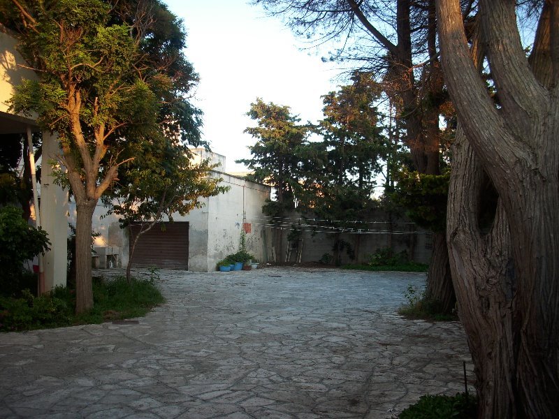 Squinzano villa su due piani a Lecce in Vendita