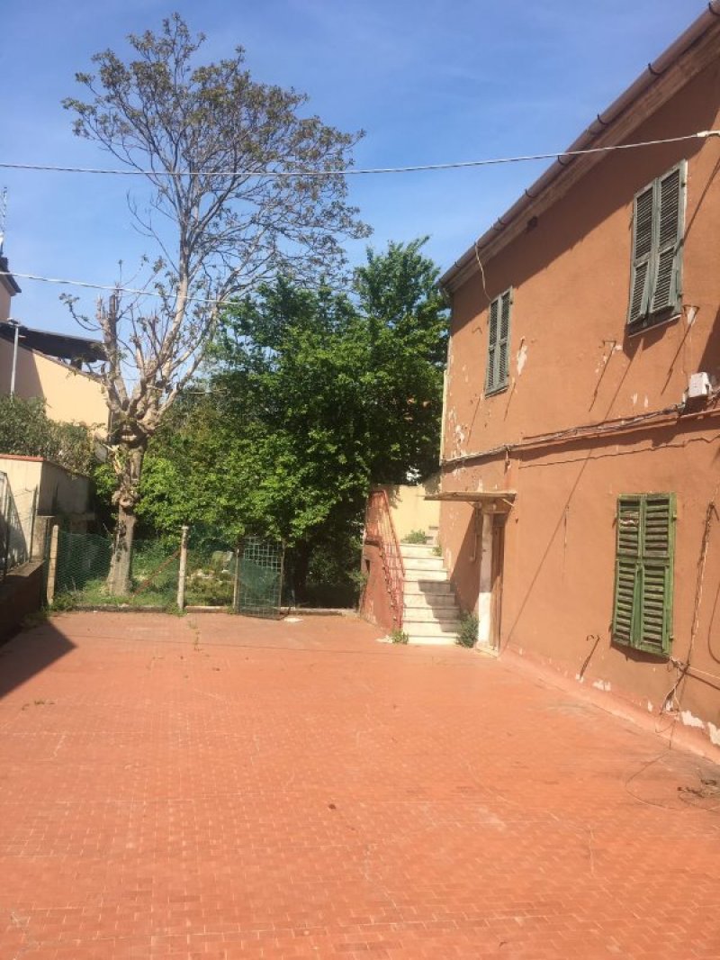 Ancona in blocco 4 appartamenti a Ancona in Vendita