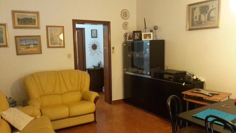 Livorno in piccolo condominio appartamento a Livorno in Vendita