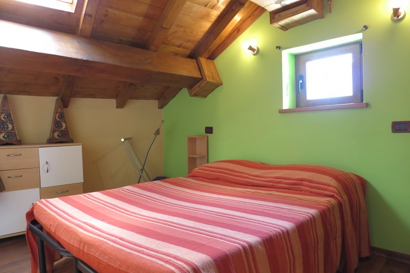 Tresana casa indipendente in sasso a Massa-Carrara in Vendita