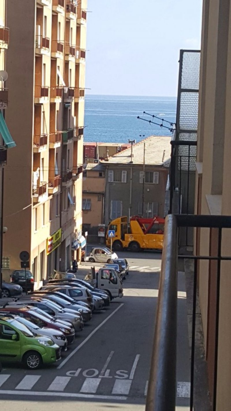 In Genova Voltri appartamento a Genova in Vendita