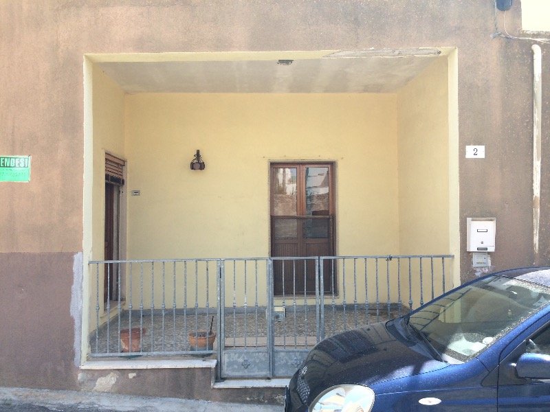 Tuglie abitazione indipendente a Lecce in Vendita