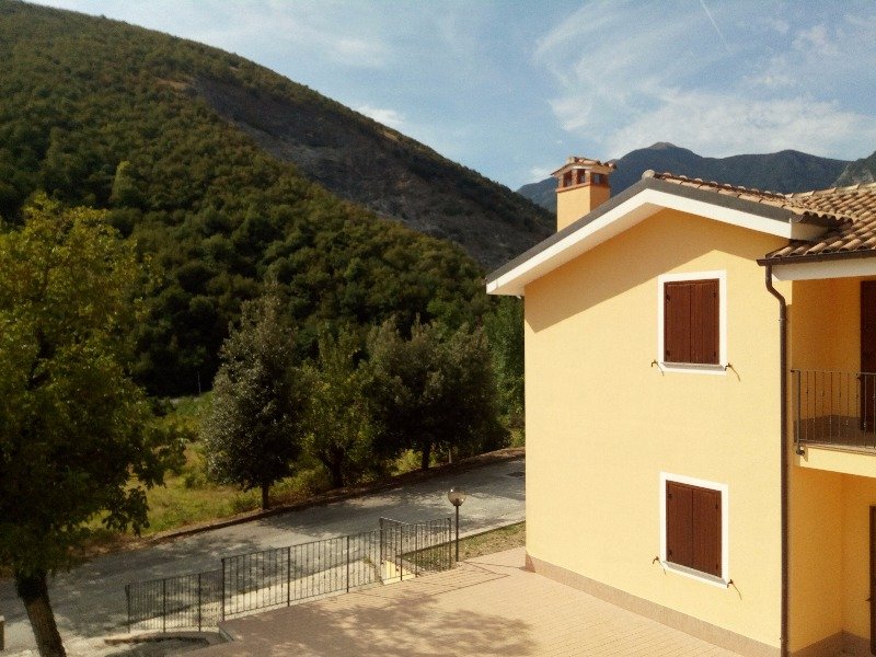 Frontone bilocali nuova costruzione mai abitati a Pesaro e Urbino in Vendita