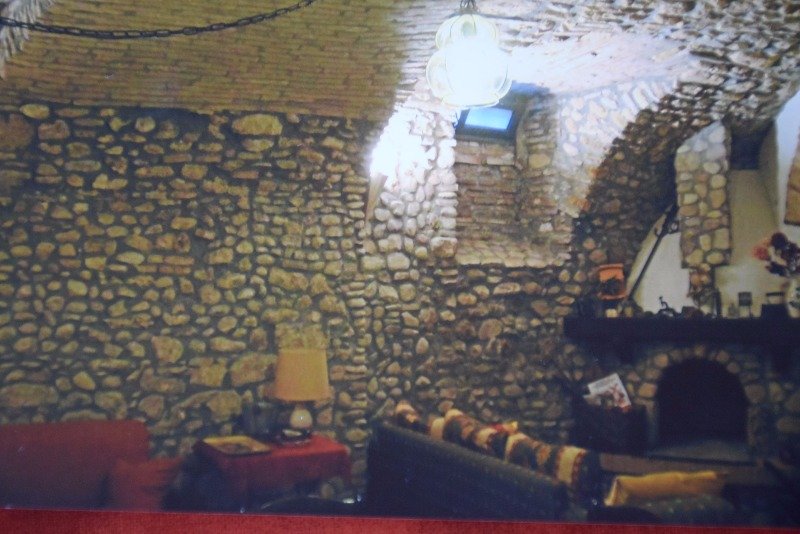 Taverna medievale a Collescipoli a Terni in Vendita