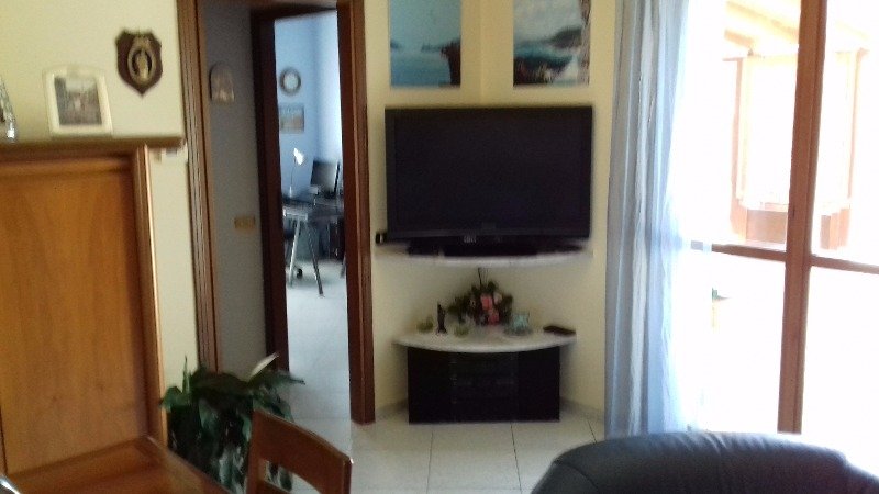 Follo appartamento in palazzina a La Spezia in Vendita