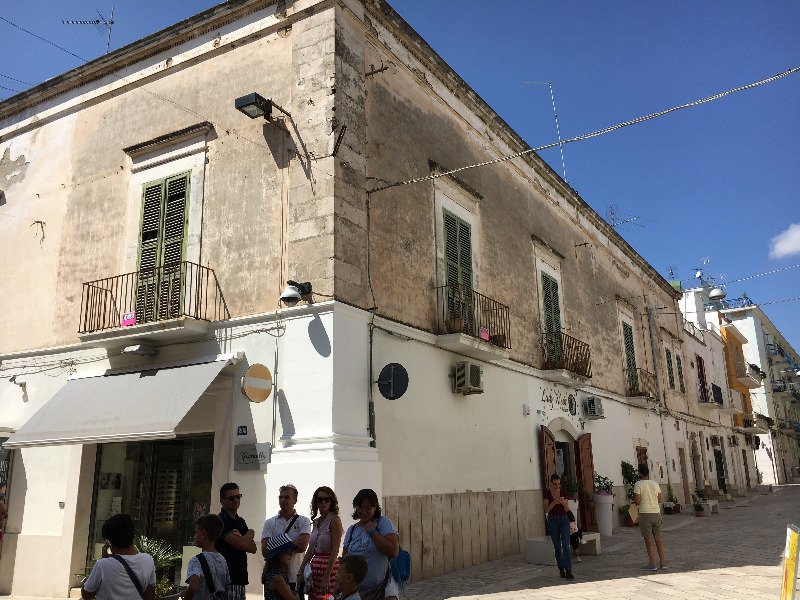 Manfredonia tipico palazzetto d'epoca a Foggia in Vendita
