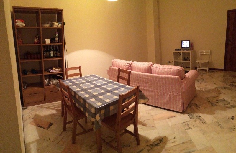Bari centro camere singole in appartamento a Bari in Affitto