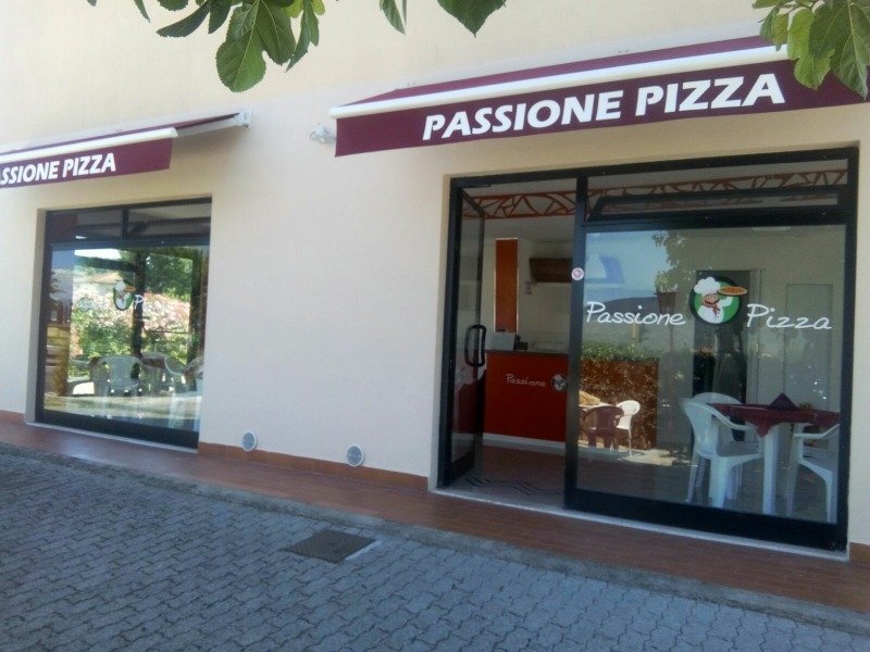 Calcinaia pizzeria taglio e asporto a Pisa in Vendita