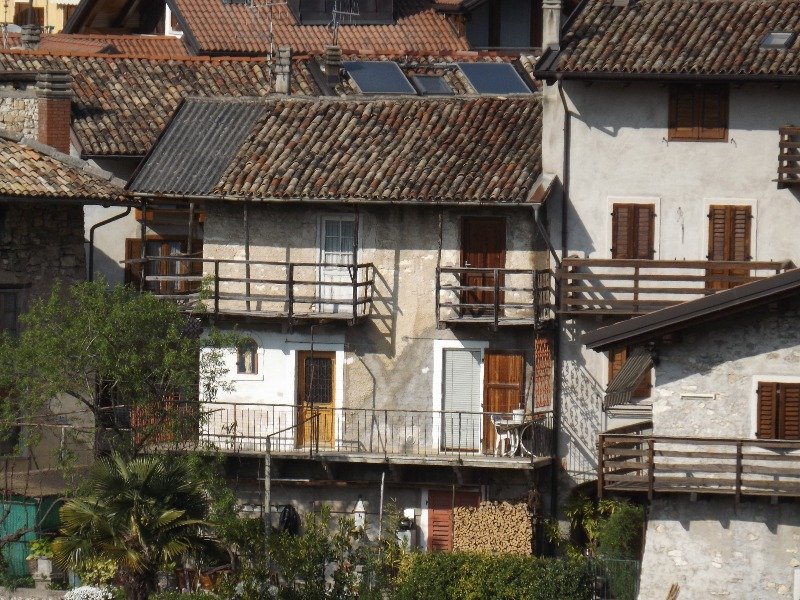 Rovereto casa con vista panoramica a Trento in Vendita