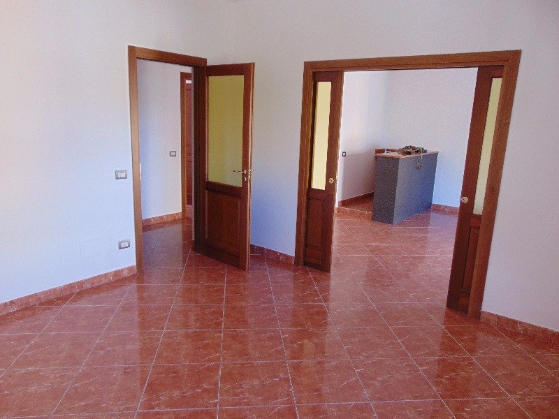 Capaci pentavani in condominio a Palermo in Vendita