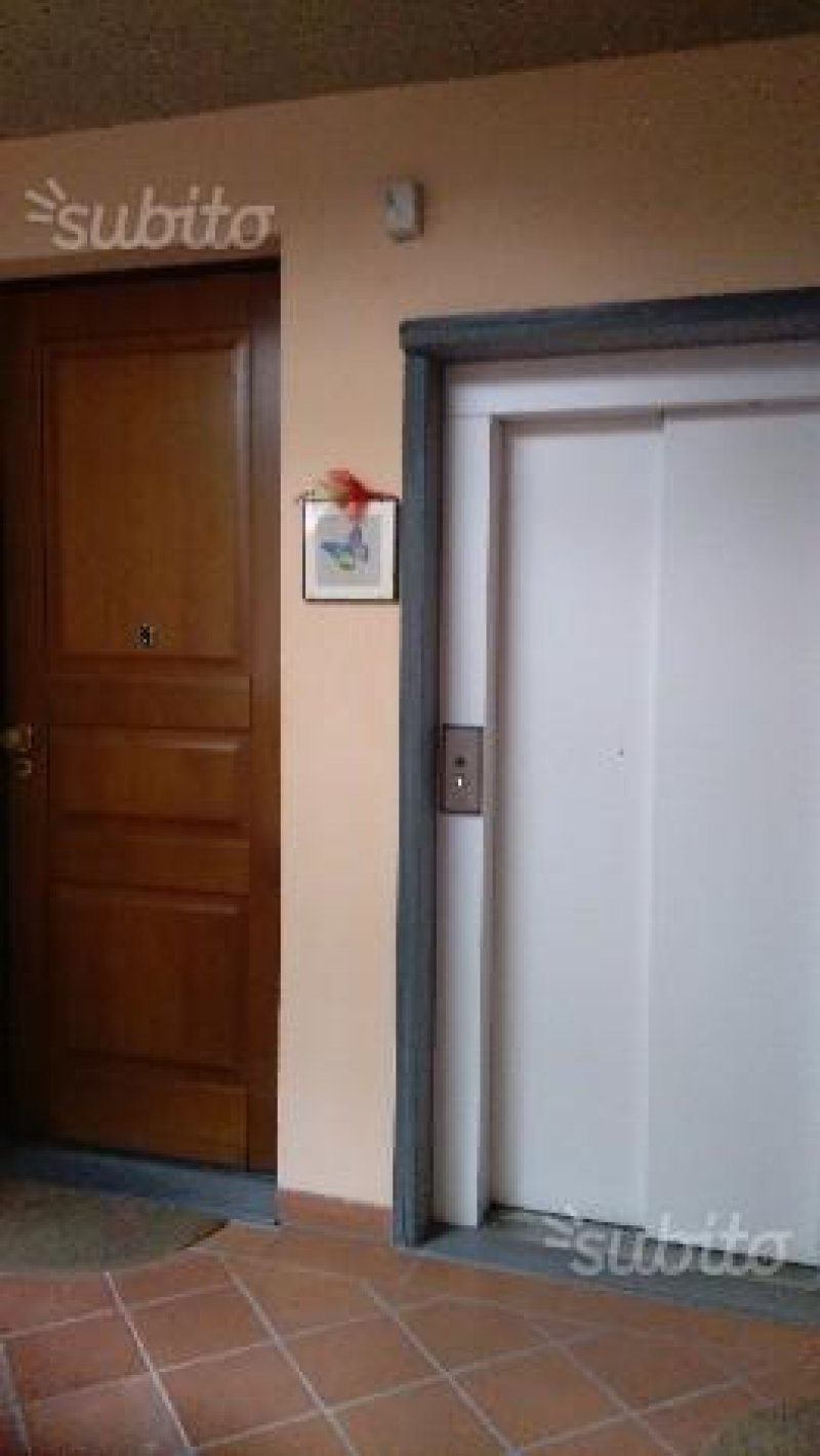 Montecatini zona nord Casina rossa appartamento a Pistoia in Vendita
