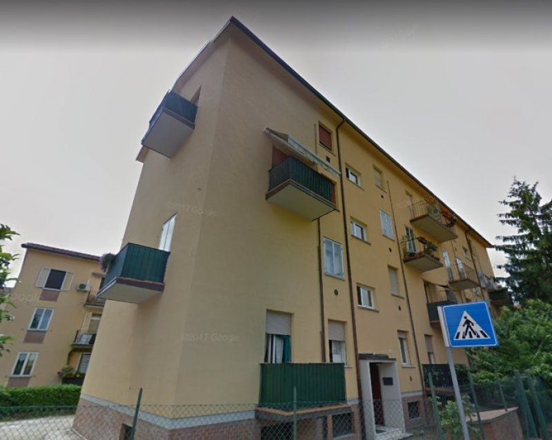 Imola appartamento zona Cappuccini a Bologna in Vendita