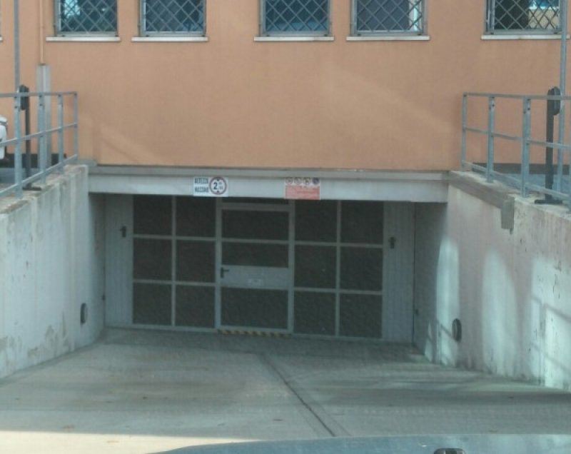 Ravenna garage cancello con telecomando a Ravenna in Vendita