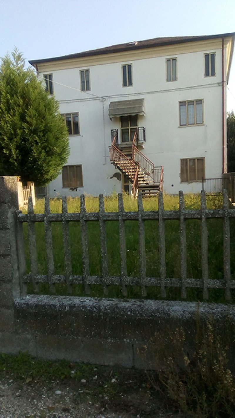 Papozze villa grande signorile a Rovigo in Vendita
