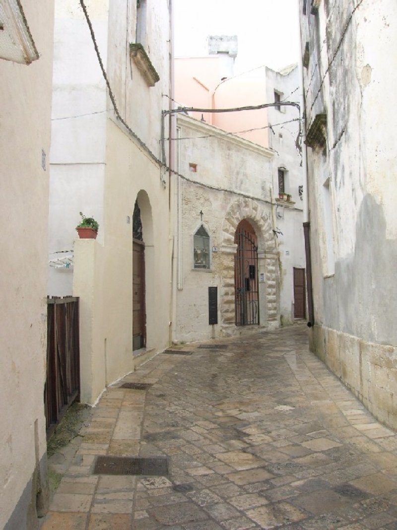 Galatina palazzina con appartamenti a Lecce in Vendita