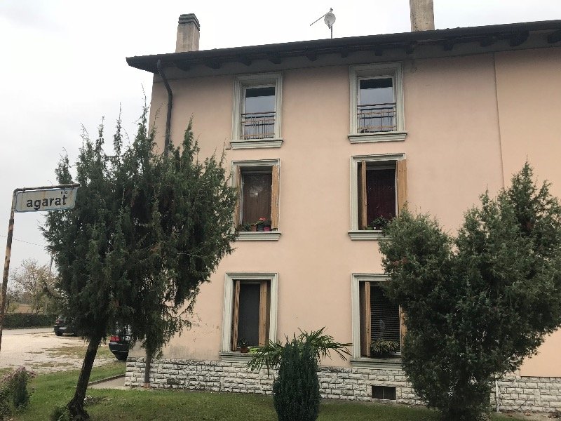 San Daniele del Friuli casa singola su due livelli a Udine in Vendita