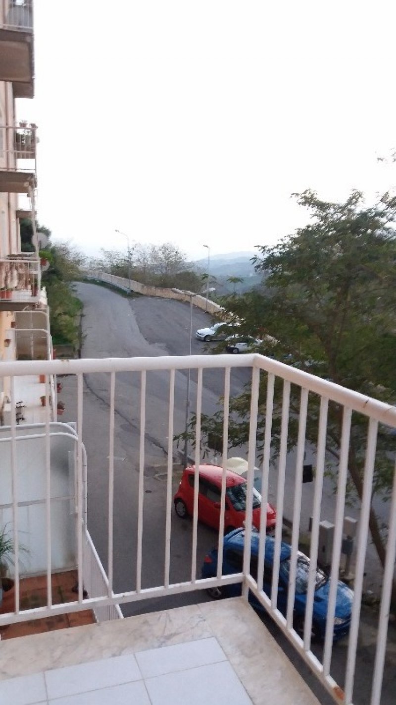 Messina appartamento in zona Annunziata alta a Messina in Affitto