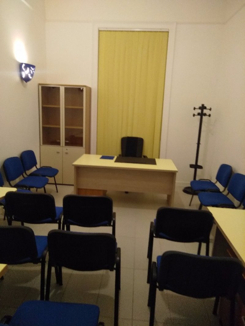 Sala riunioni e lezioni Vomero centro a Napoli in Affitto