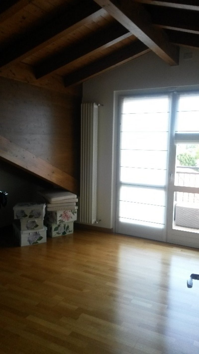 Induno Olona appartamento in zona residenziale a Varese in Vendita