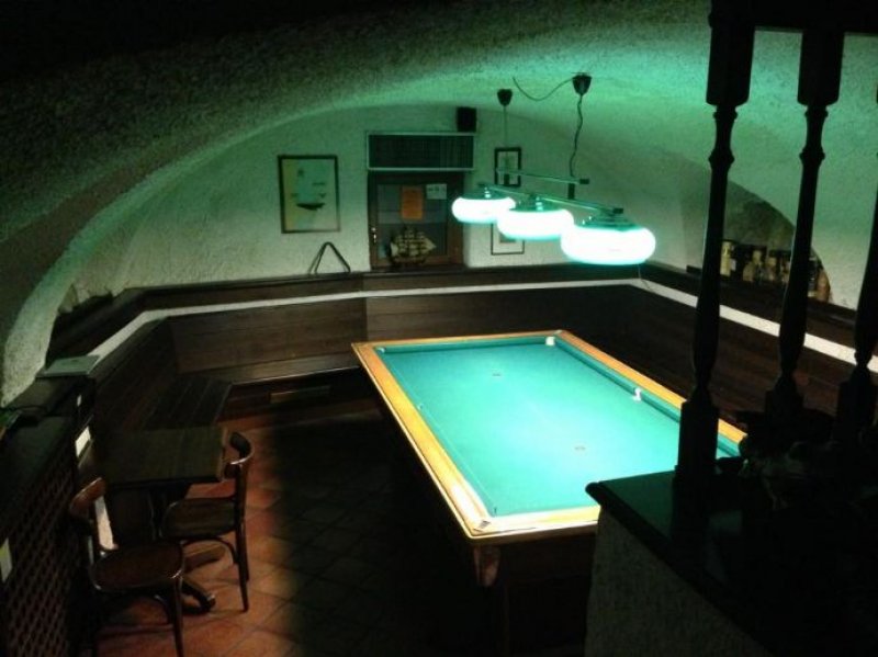 Nago Torbole locale storico con licenza bar a Trento in Vendita