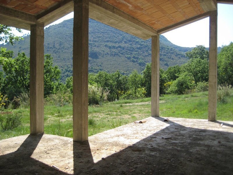 Valle d'Itri costruzione allo stato grezzo a Latina in Vendita