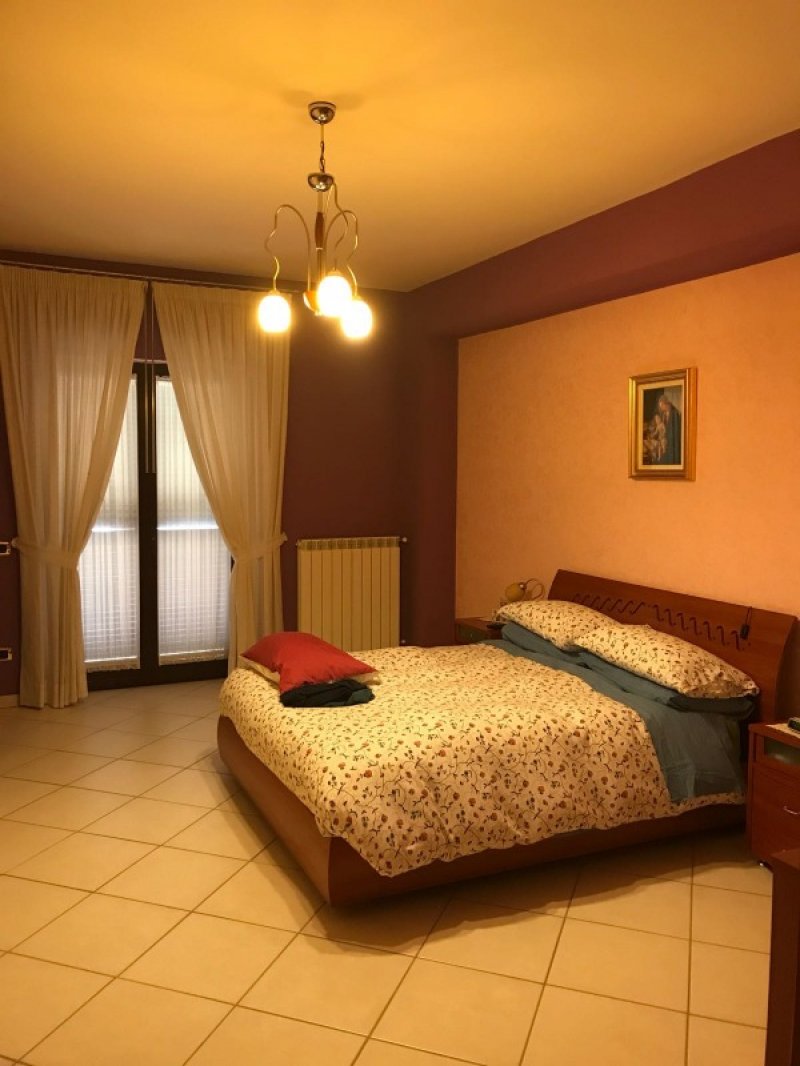 Villaricca adiacente hotel Demetrio appartamento a Napoli in Affitto