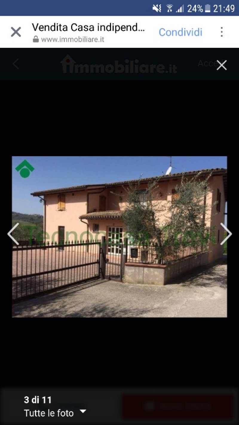 Montefalco casa singola a Perugia in Vendita