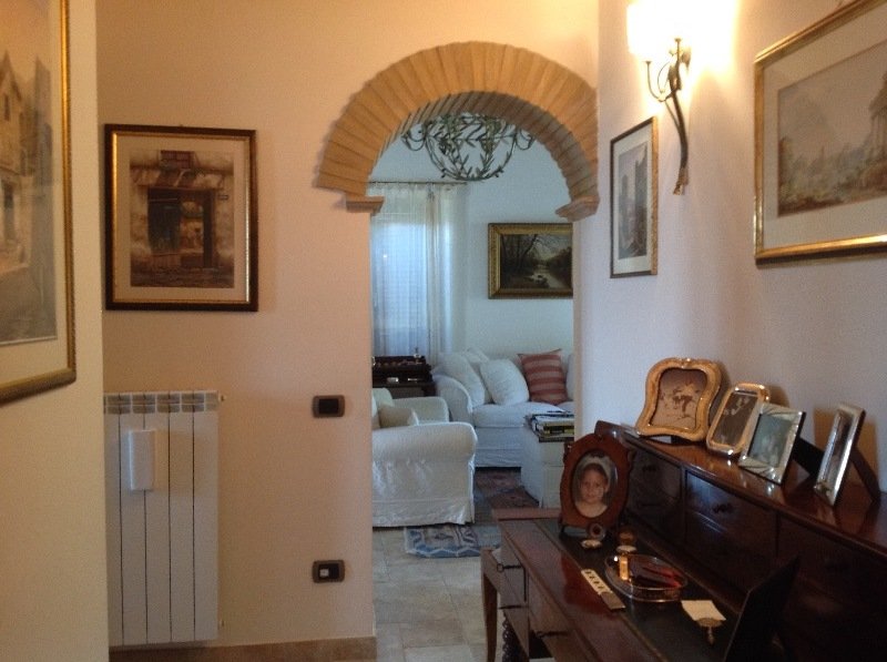 Montecchio casa a Terni in Vendita