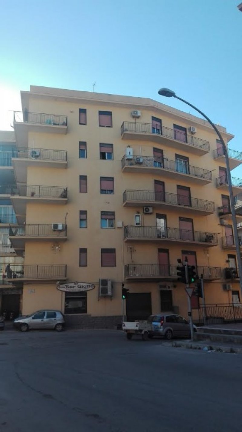 Sciacca appartamento con ampio balcone a Agrigento in Vendita