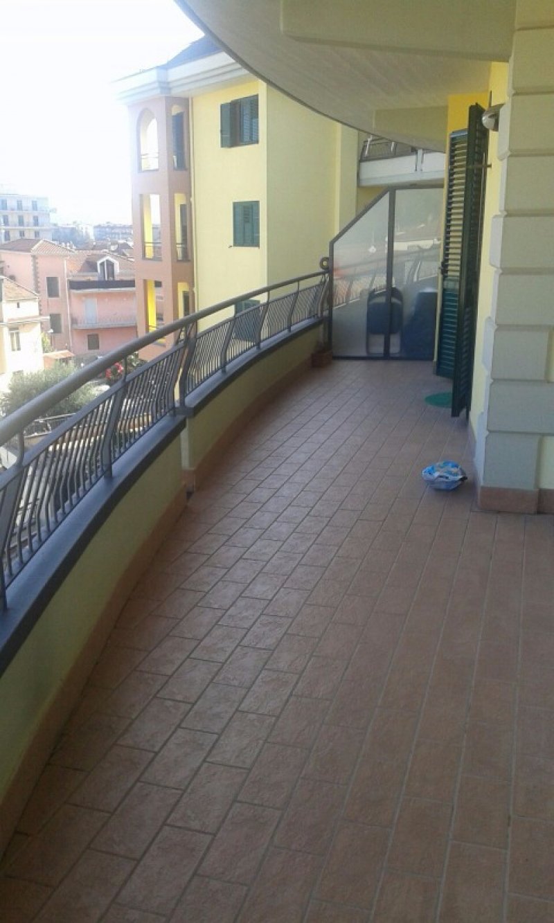 Pellezzano ampio appartamento arredato a Salerno in Affitto
