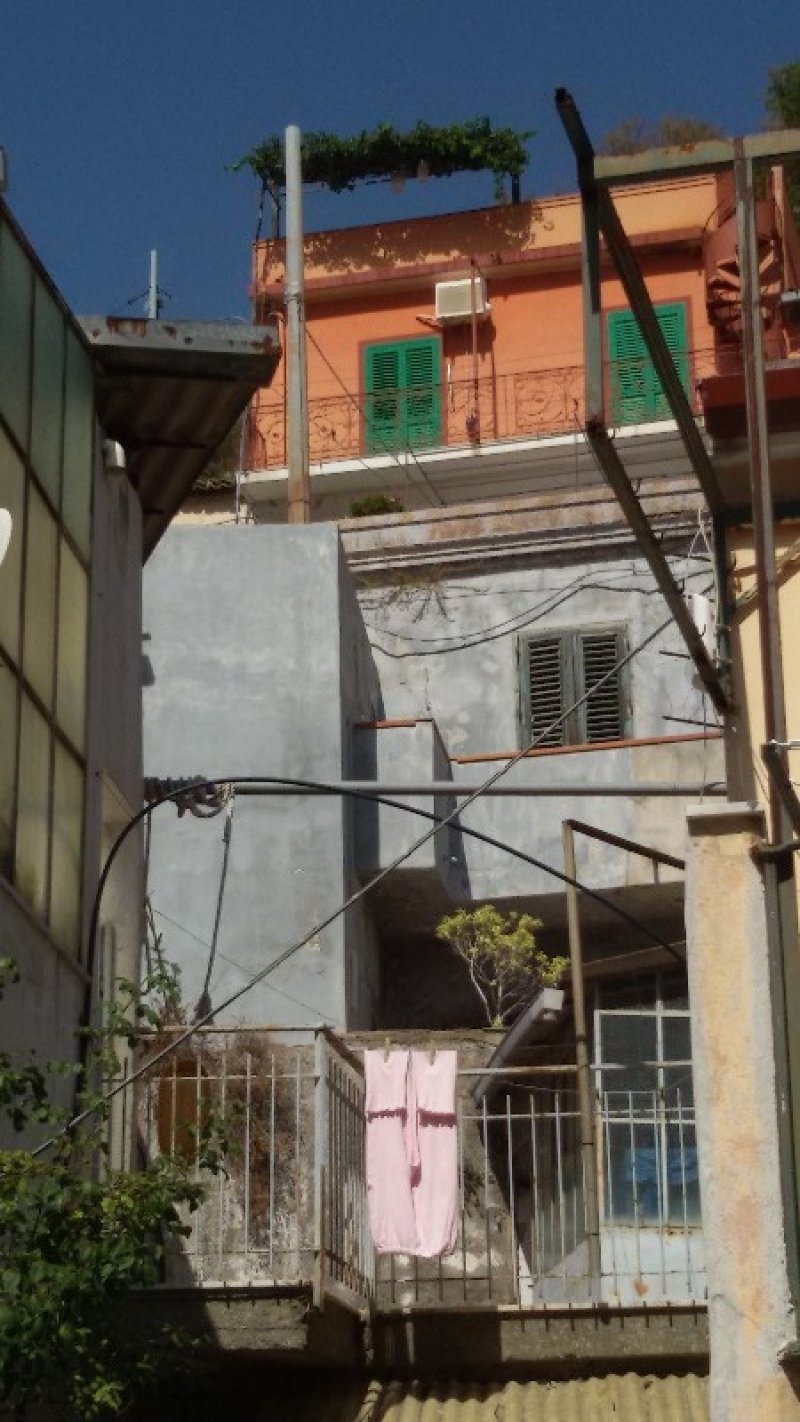 Appartamento indipendente a Cumia Inferiore a Messina in Vendita