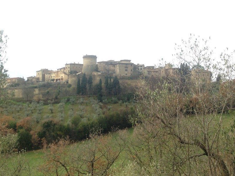 Gualdo Cattaneo trilocale a Perugia in Vendita