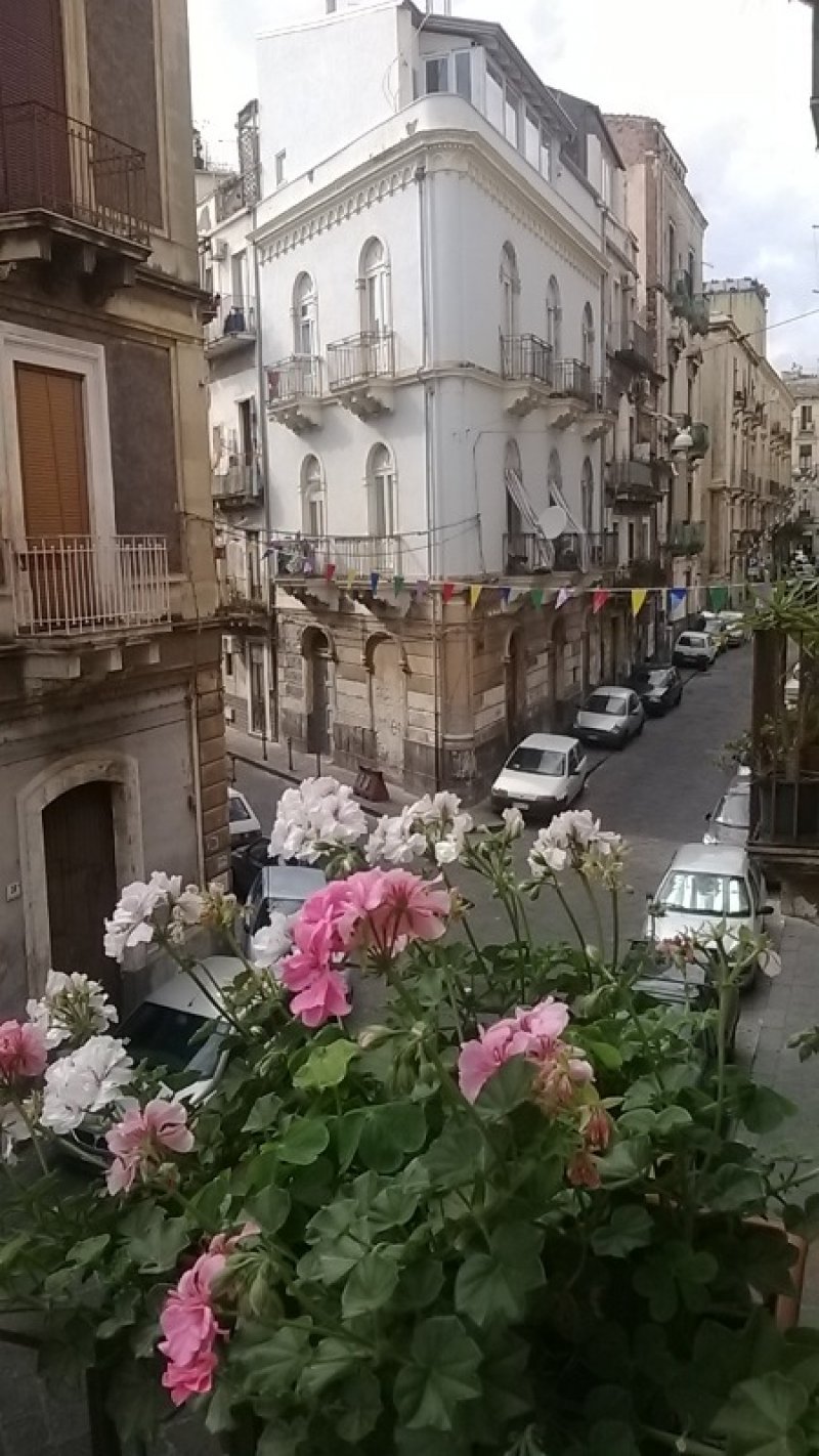 Catania appartamento avente rifiniture di lusso a Catania in Vendita