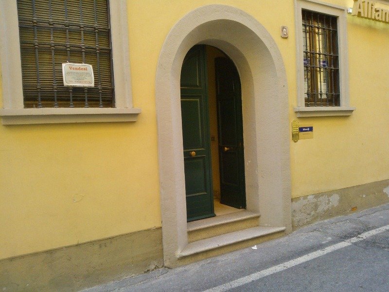 Soresina in stabile d'epoca appartamento a Cremona in Vendita