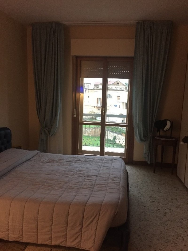 Monopoli appartamento angolare a Bari in Vendita