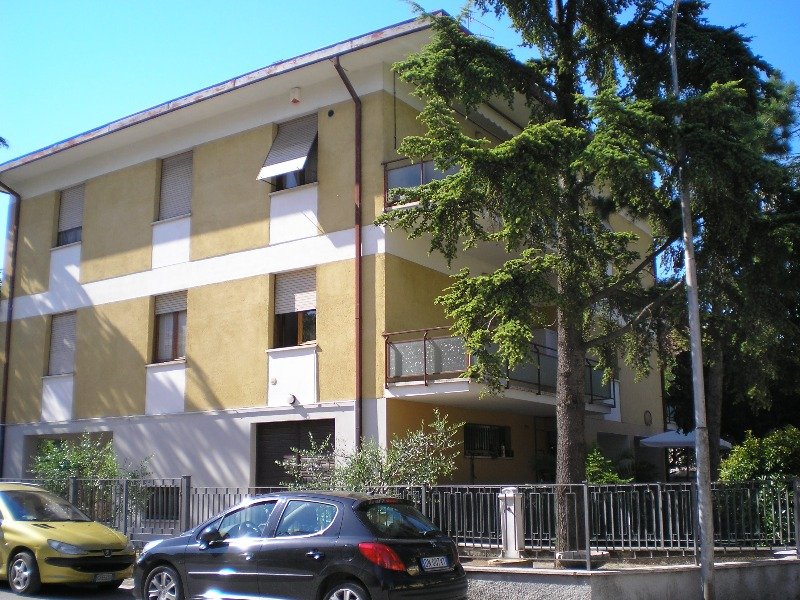 Foligno appartamenti in villetta a Perugia in Vendita