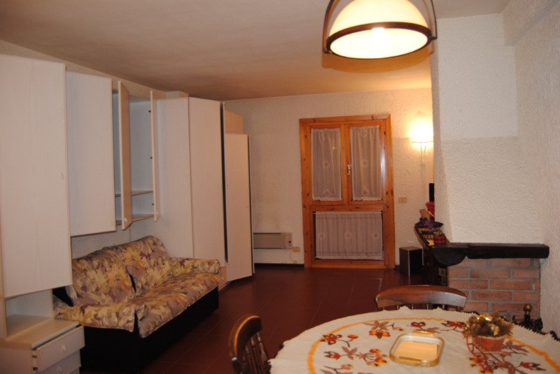 Fiumalbo appartamento ammobiliato a Modena in Vendita