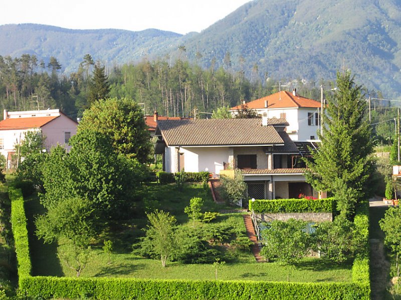Beverino villa in localit Canevolivo a La Spezia in Vendita